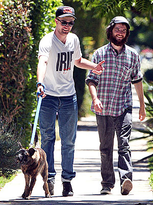 Robert Pattinson Walks His Dog