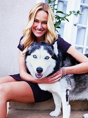 E! News Correspondent Ashlan Gorse's Dog Beats Cancer| Stars and Pets, Dogs