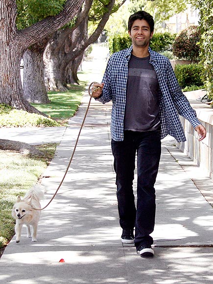 ADRIAN GRENIER photo | Adrian Grenier