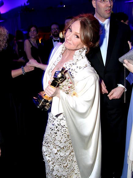 HEAVYWEIGHT STANCE photo | Melissa Leo