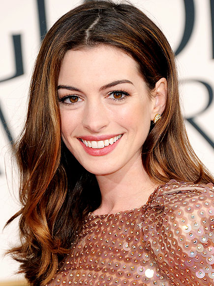 ANNE HATHAWAY 
 photo | Anne Hathaway