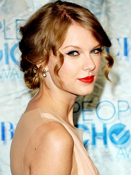 TAYLOR SWIFT'S STRESS MELTER photo | Taylor Swift