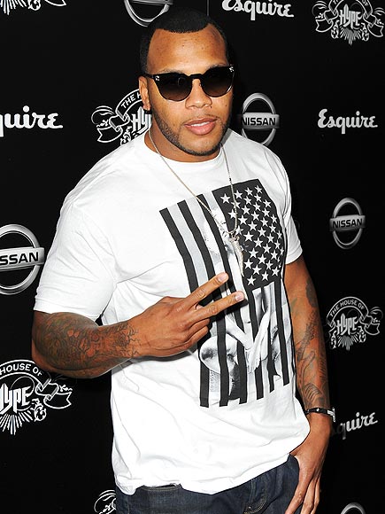 HUSTLE AND FLO photo | Flo Rida