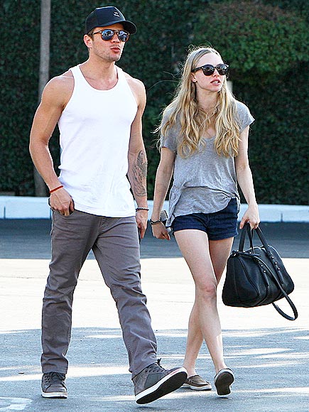 RYAN & AMANDA
 photo | Amanda Seyfried, Ryan Phillippe