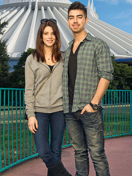 MAKING MAGIC photo | Ashley Greene, Joe Jonas