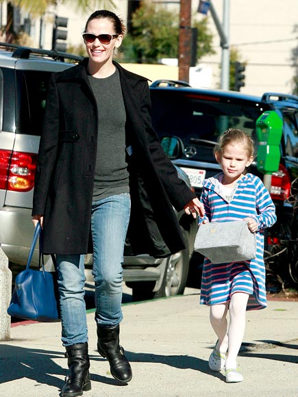 SHE'S GOT MAIL photo | Jennifer Garner