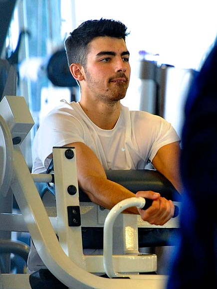 WORTH HIS WEIGHT photo | Joe Jonas