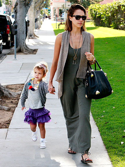GIRLS' DAY OUT photo | Jessica Alba