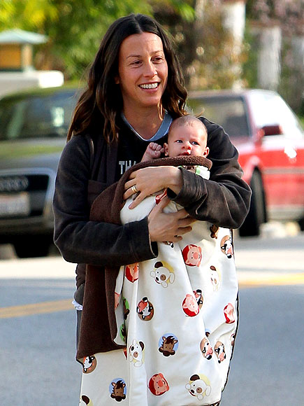 alanis-morissette-435.jpg
