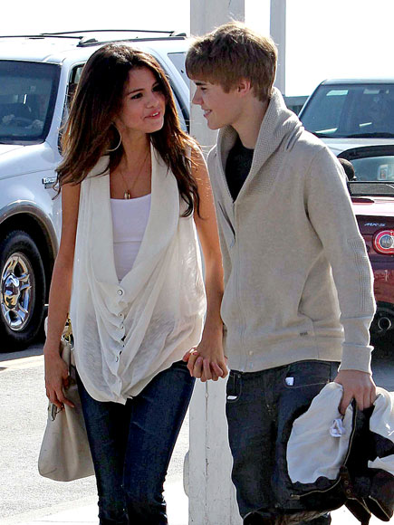 Selena & Justin's Pier Pleasure photo | Justin Bieber, Selena Gomez