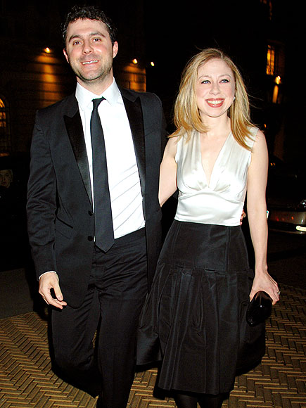 STICKING TOGETHER photo | Chelsea Clinton, Marc Mezvinsky