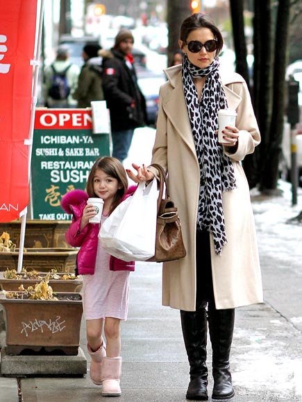 DRINK UP! photo | Katie Holmes