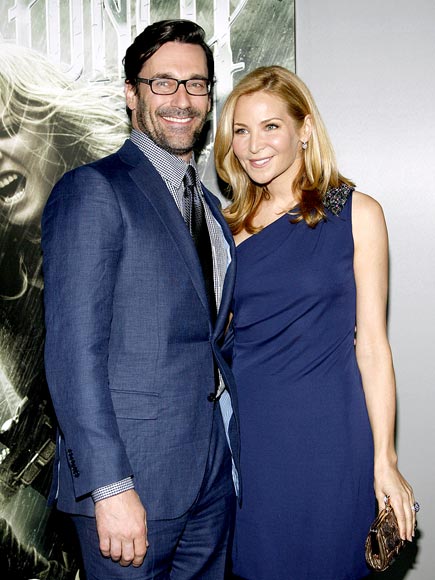MATCH SET
photo | Jennifer Westfeldt, Jon Hamm
