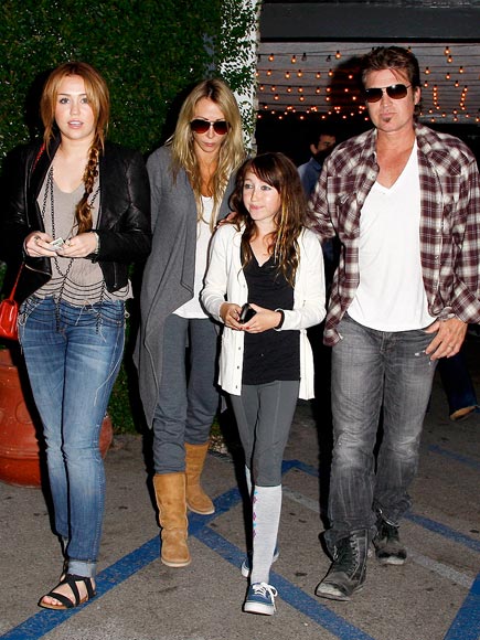 ALL 'FOUR' ONE photo | Billy Ray Cyrus, Miley Cyrus