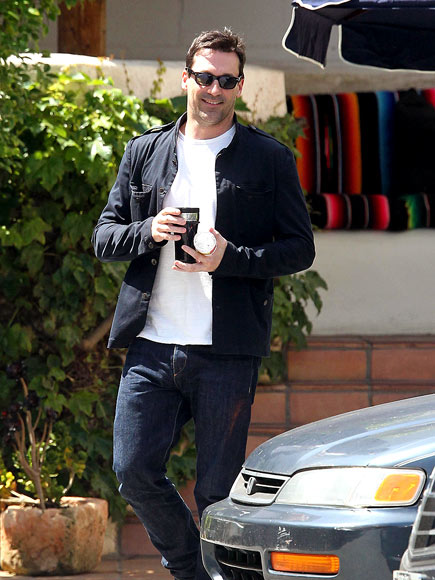 CONTENTS ARE HOT photo | Jon Hamm