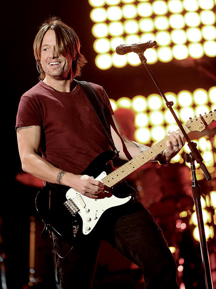GUITAR HERO photo | Keith Urban