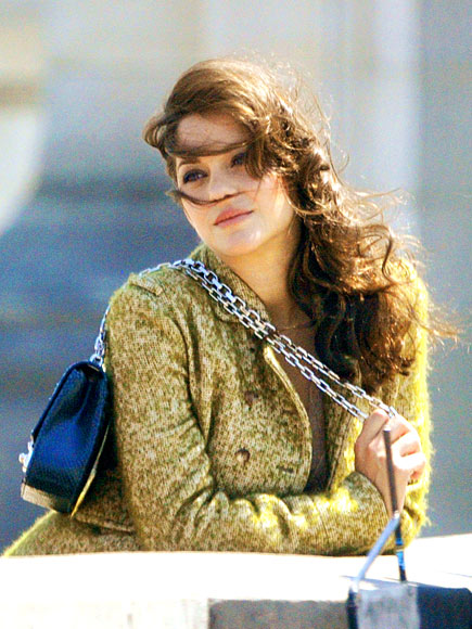 PICTURE PERFECT photo | Marion Cotillard