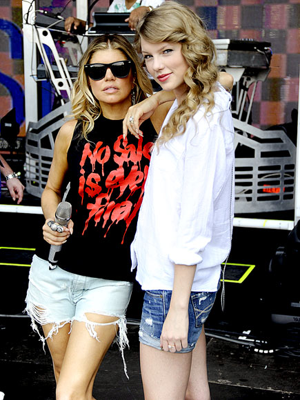 WEATHER GIRLS photo | Fergie, Taylor Swift