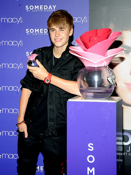 FRAGRANT FOUL photo | Justin Bieber