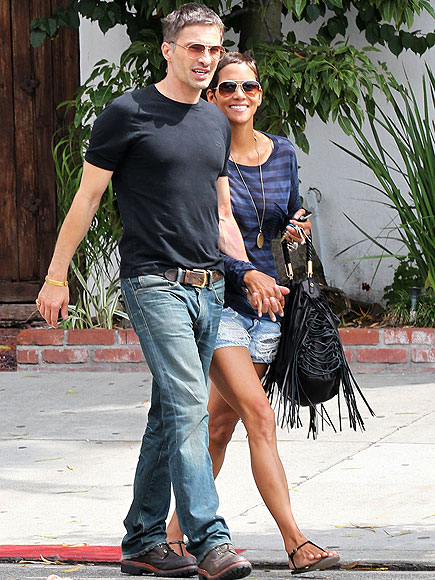 LUNCH LINKS photo | Halle Berry, Olivier Martinez
