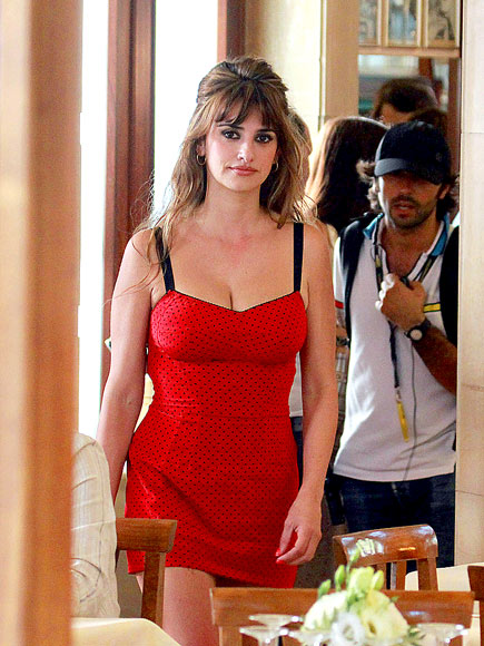 ON THE DOT photo | Penelope Cruz