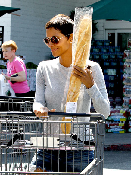 MAJOR BAGUETTE photo | Halle Berry