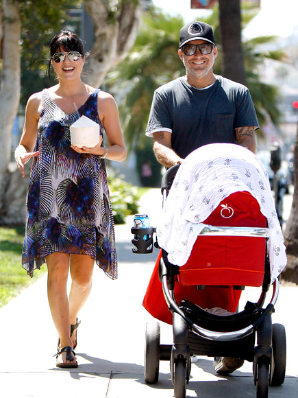 BABY STEPS photo | Selma Blair