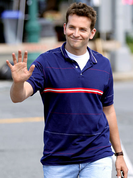 HI-FIVE photo | Bradley Cooper