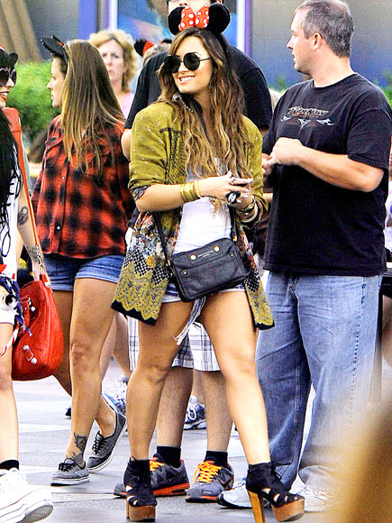 SHE'S ALL EARS!
 photo | Demi Lovato