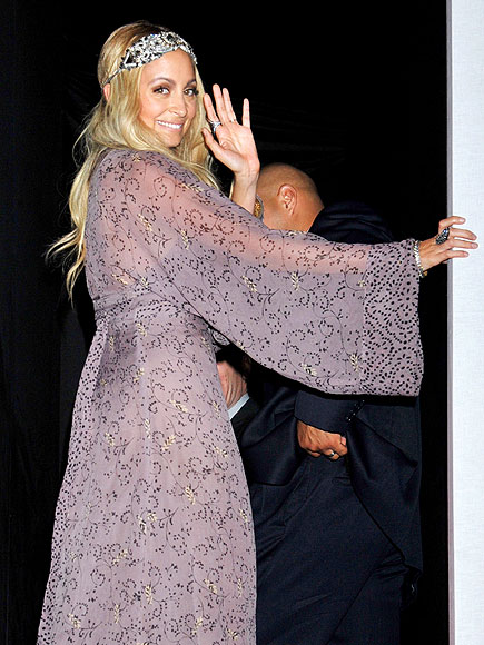 CROWN AND GOWN photo | Nicole Richie