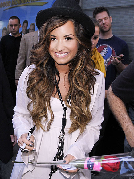 TOP OF THE MORNING
photo | Demi Lovato