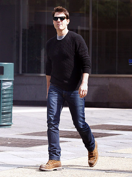 MAN ABOUT TOWN
photo | Tom Cruise