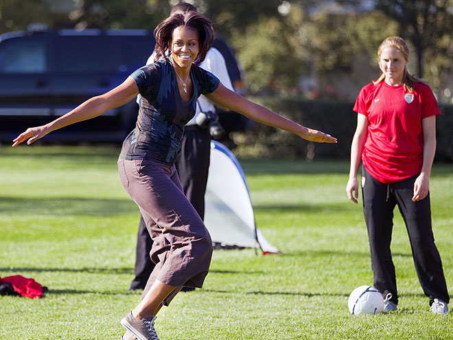 GETTING HER KICKS photo | Michelle Obama