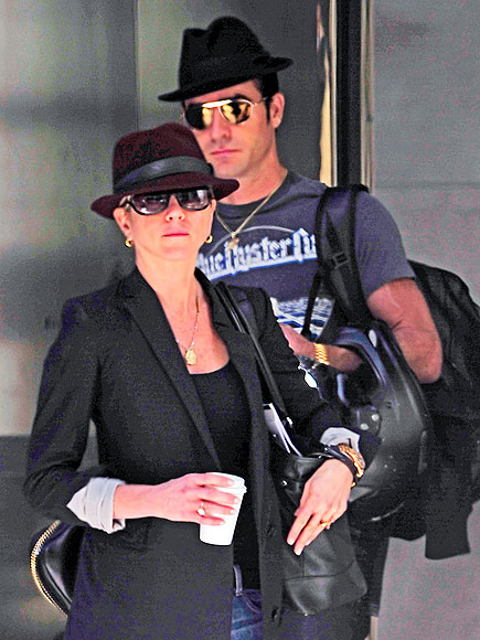 Hat Stuff! photo | Jennifer Aniston, Justin Theroux