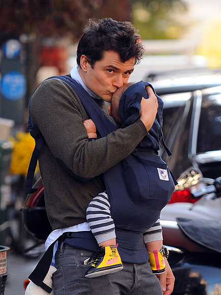 LIP SMACKER
 photo | Orlando Bloom