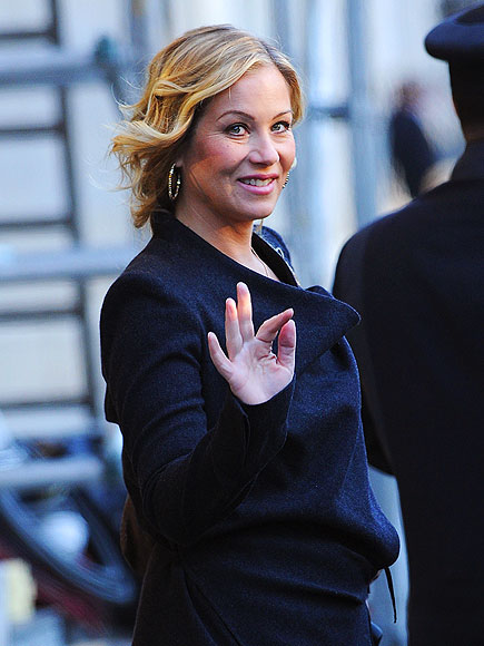 MORNING GLORY
photo | Christina Applegate