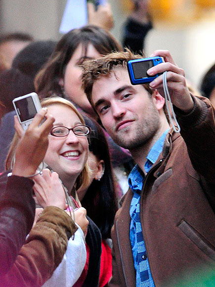 ZOOM ZONE photo | Robert Pattinson