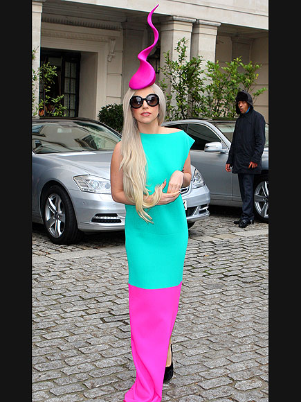 SQUIGGLE ROOM
 photo | Lady Gaga