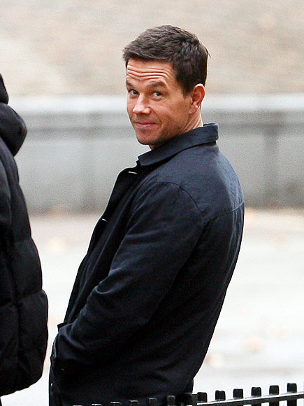 GET SET
photo | Mark Wahlberg