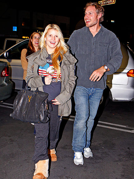 HAPPY MEAL  
 photo | Jessica Simpson