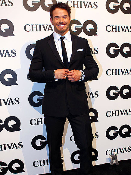 SAY CHEESE!
 photo | Kellan Lutz