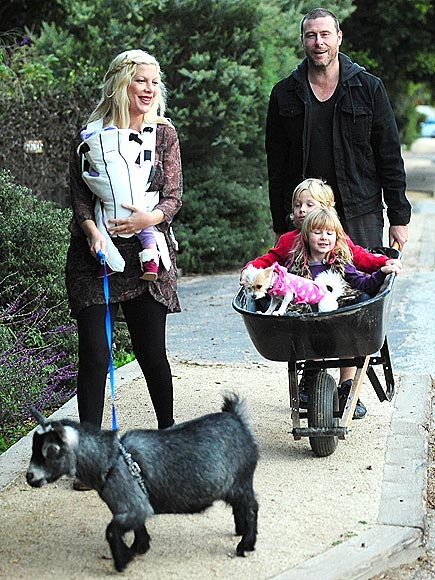 BLEAT IT
 photo | Tori Spelling