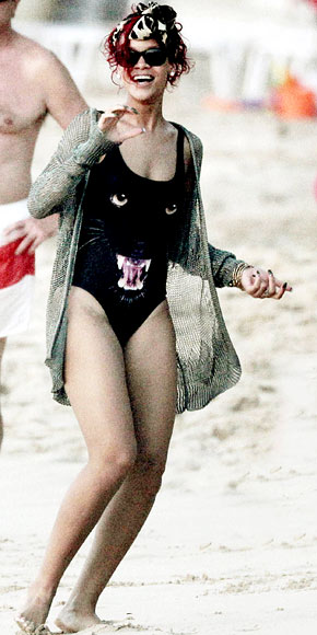 RIHANNA photo | Rihanna