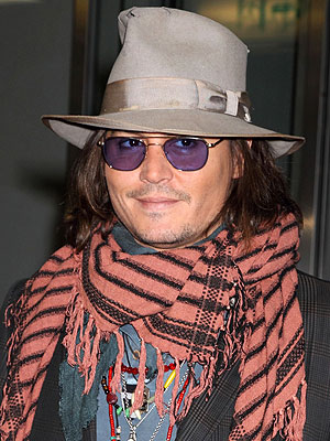 johnny depp fedora. Johnny Depp Recognized for His