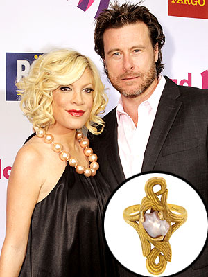 tori spelling wedding. Check Out Tori Spelling#39;s