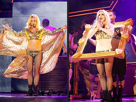 Britney Spears Femme Fatale Tour