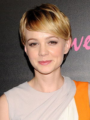 See a closeup shot of newlywed Carey Mulligan's wedding ring InStyle