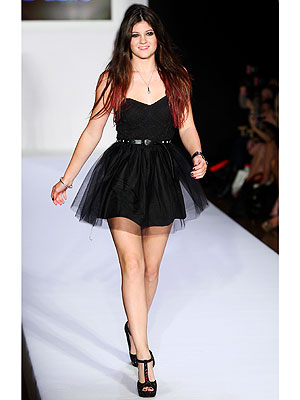 Kendall Jenner on Kylie Jenner Modeling For Avril Lavigne     Style News   Stylewatch