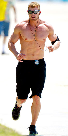 KELLAN LUTZ photo | Kellan Lutz