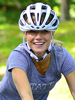 Celebs Bike It Out | Gwyneth Paltrow